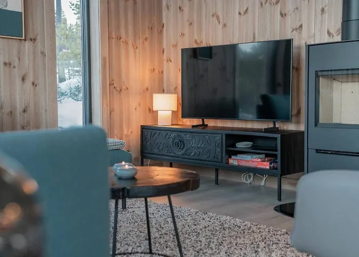Tiur, Stylish New With Hot Tub Nesbyen